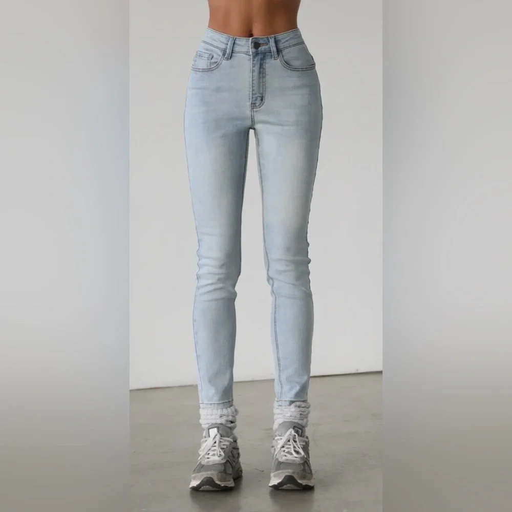 High Rise Skinny Stretch Light Blue Denim Jeans- Size 13 NWT